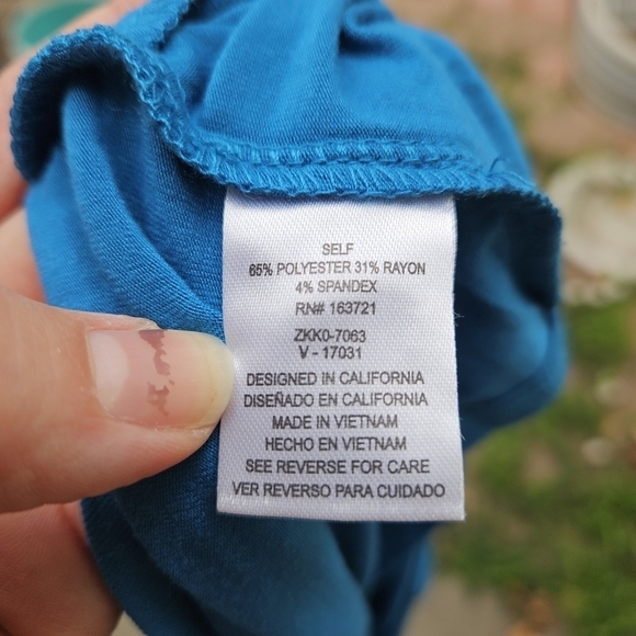 bebop blue short sleeve jersey knit keyhole romper medium - Picture 8 of 9